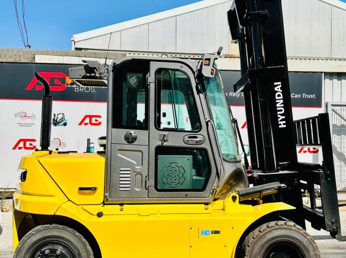 HYUNDAI 50D-9 DIESEL Forklift