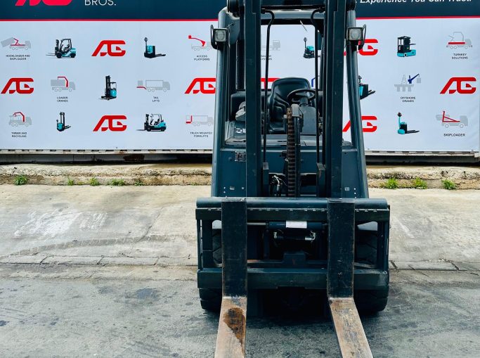 LINDE H35D DIESEL Forklift