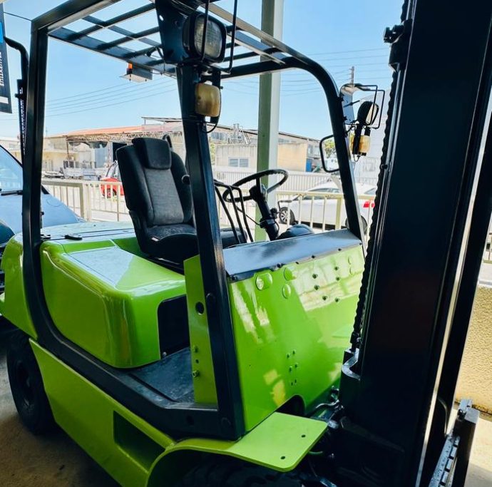 CLARK FD25S DIESEL Forklift