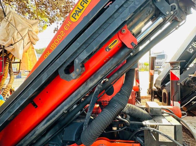 PALFINGER PK 18002 EH HYDRAULIC LOADER CRANE (2013)
