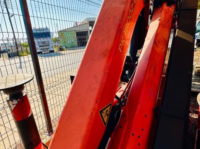 PALFINGER PK 18002 EH LOADER CRANE (2013)