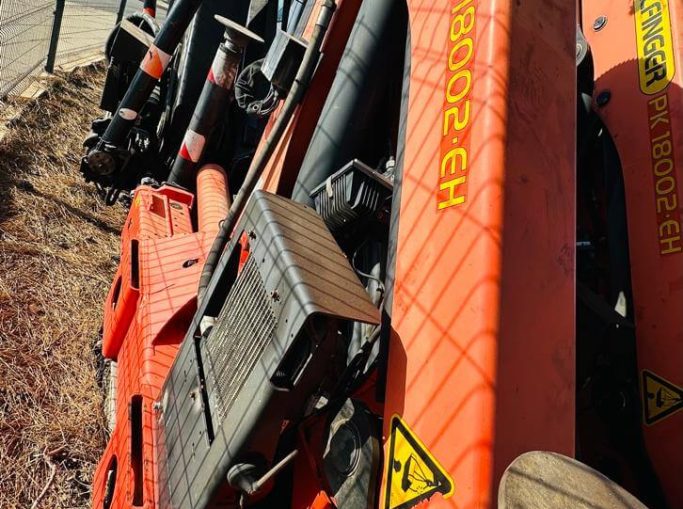 PALFINGER PK 18002 EH LOADER CRANE (2013)